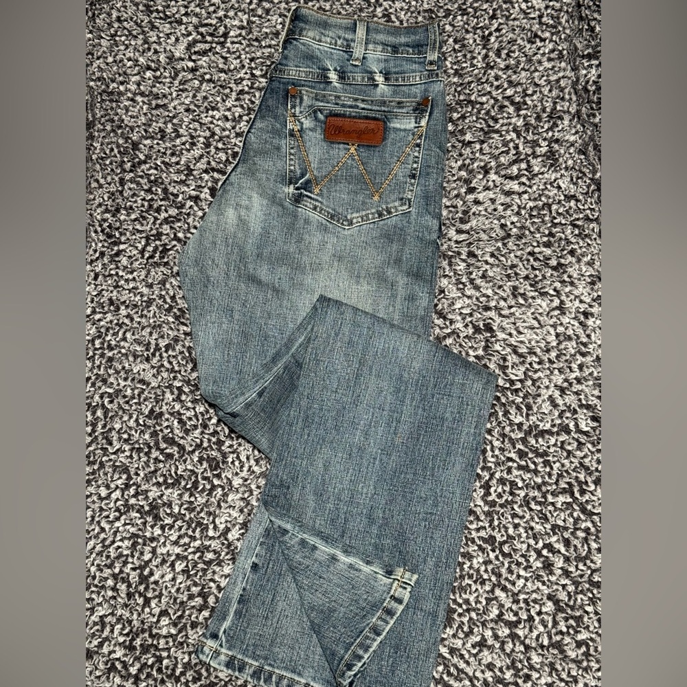MEN'S WRANGLER RETRO® RELAXED FIT BOOTCUT JEAN